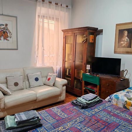 Studio Borgo Colonne Парма Екстериор снимка